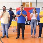 Entrega de kits escolares + fardamento (anos finais) (32)